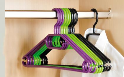 10 St. Kleiderbügel  Kunststoff 